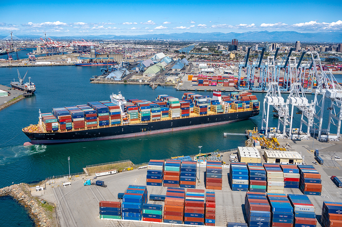 20220214 Containerschip PIL in Long Beach