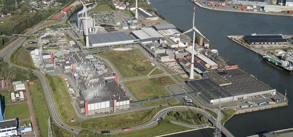 De papierfabriek van Stora Enso in Langerbrugge is de grootste van Europa