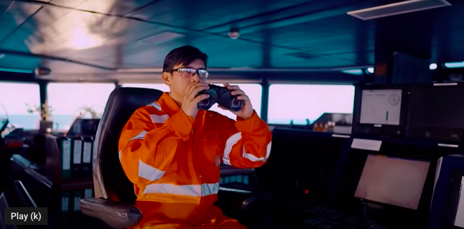 Videobeeld uit 'heldenfilm' Seafarers Deserve Support van Bimco