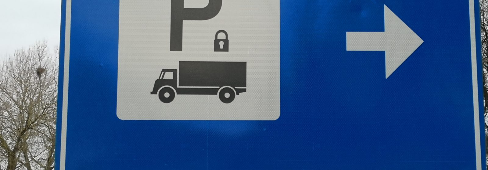 Bord beveiligde truckparking