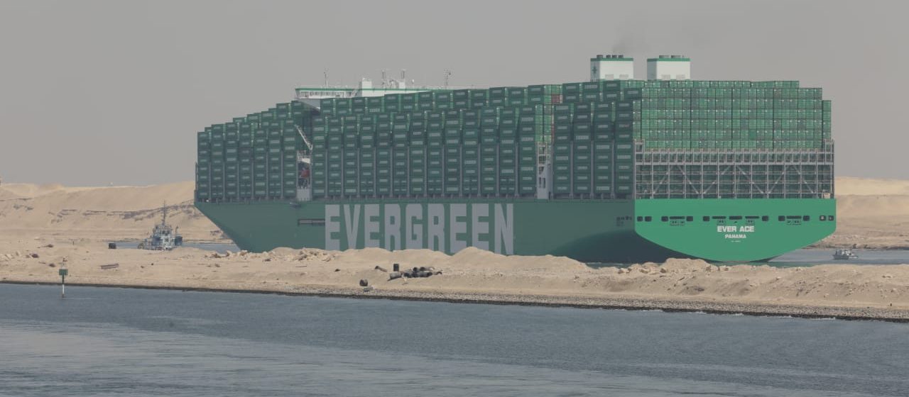 De 'Ever Ace' voer op 28 augustus door het Suezkanaal