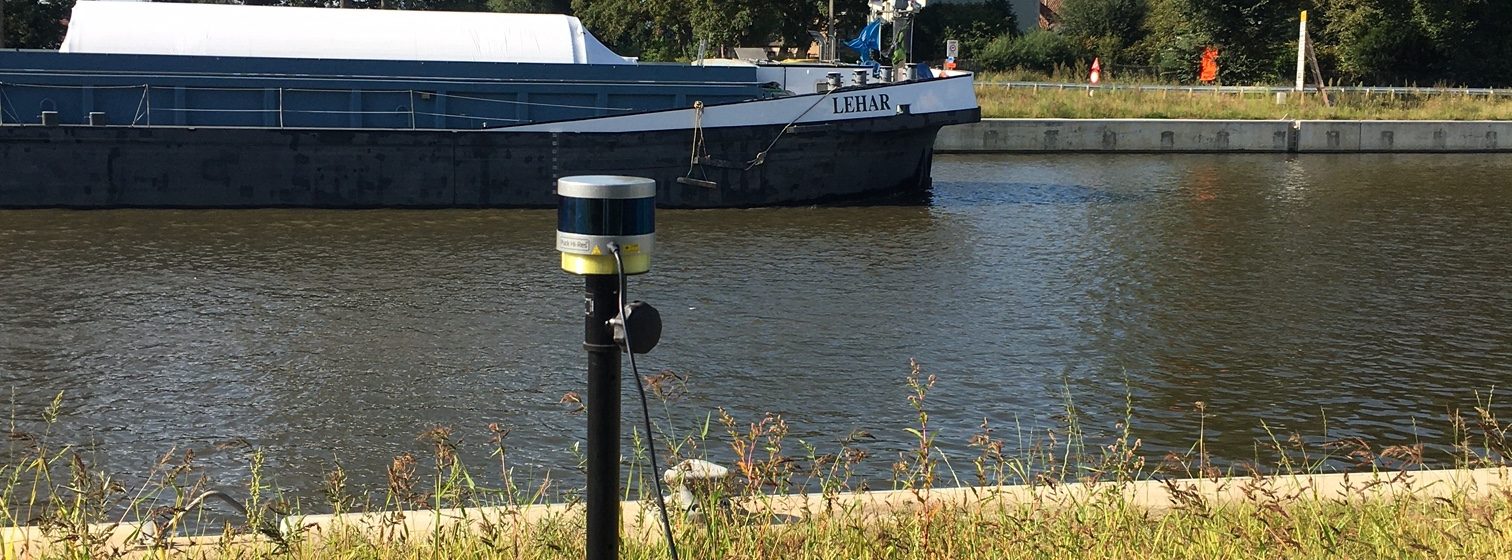 Testopstelling van een LiDAR-scanner voor data-verzameling binnenschepen in Antwerpse haven