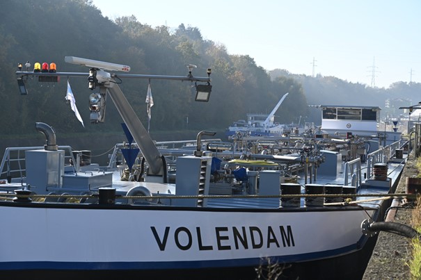 Het bestaande binnenschip 'Volendam' wordt uitgerust met waterstoftechnologie ter vervanging van de dieselmotor