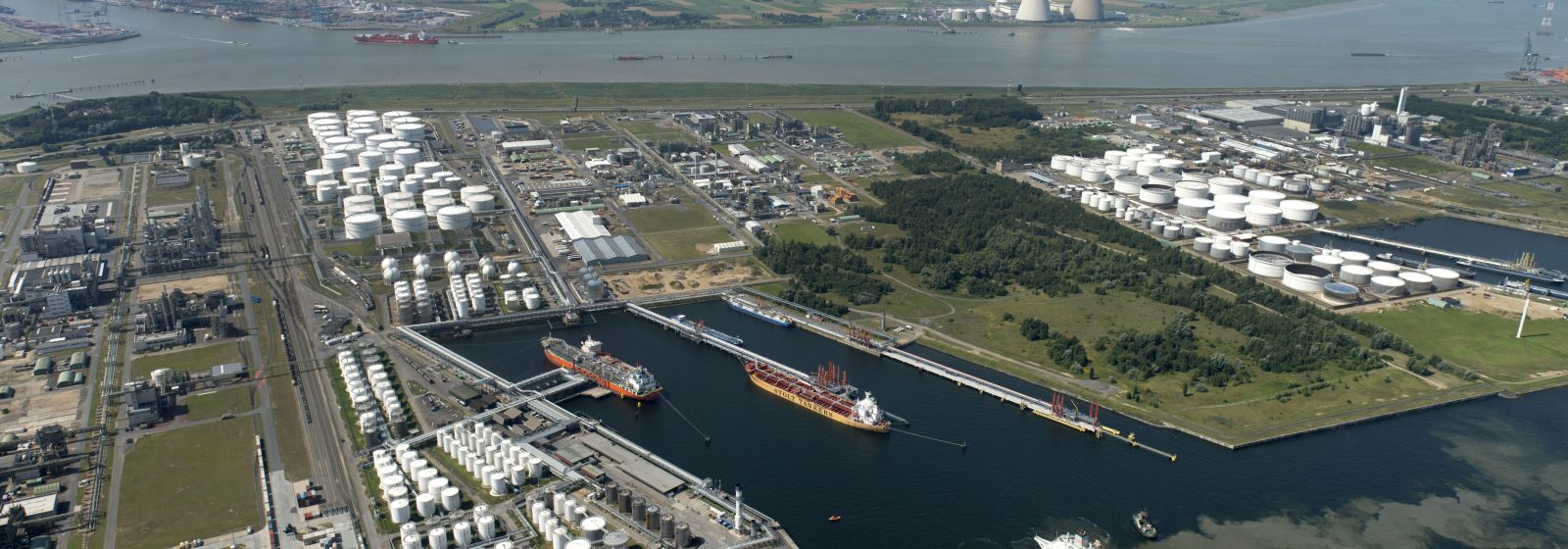 Oiltanking Antwerp Roghtbank aerial view