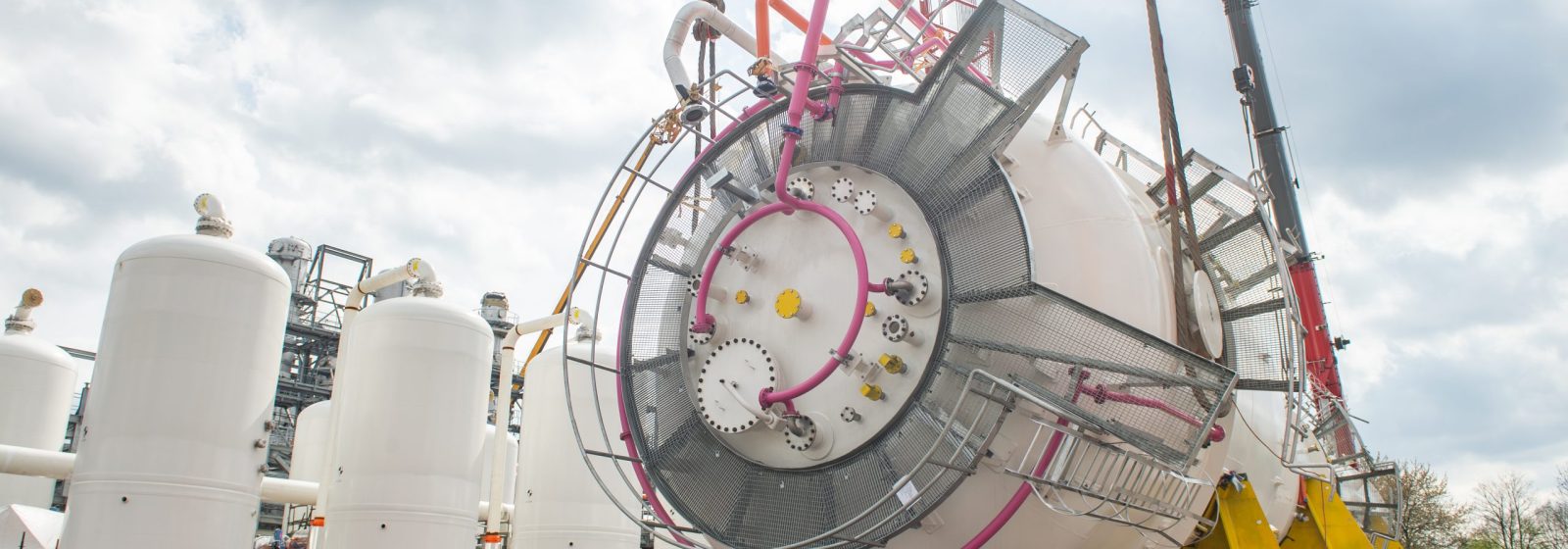 ArcelorMittal bouwt bioreactoren om restgassen van staalproductie naar ‘Steelanol’ om te zetten