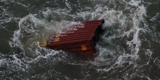 containers Noordzee boven Schiermonnikoog overboord