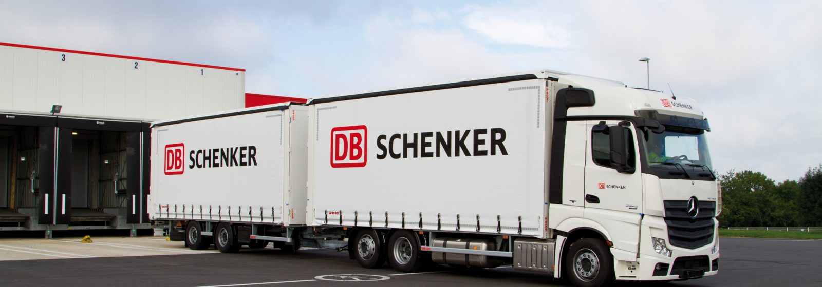 Vrachtwagen DB Schenker