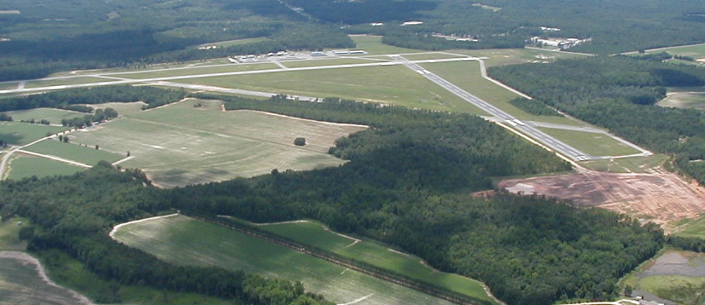De kleine luchthaven Satesboro bij Savannah