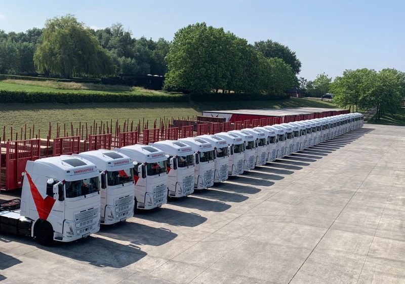 De nieuwe Volvotrucks van Vandecasteel Houtimport
