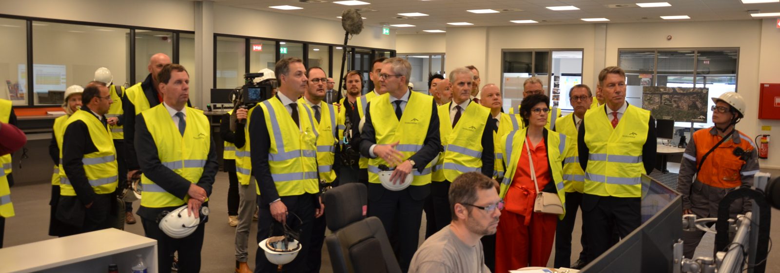 Bezoek premier De Croo en Noorse ambtsgenoot aan ArcelorMittal Gent