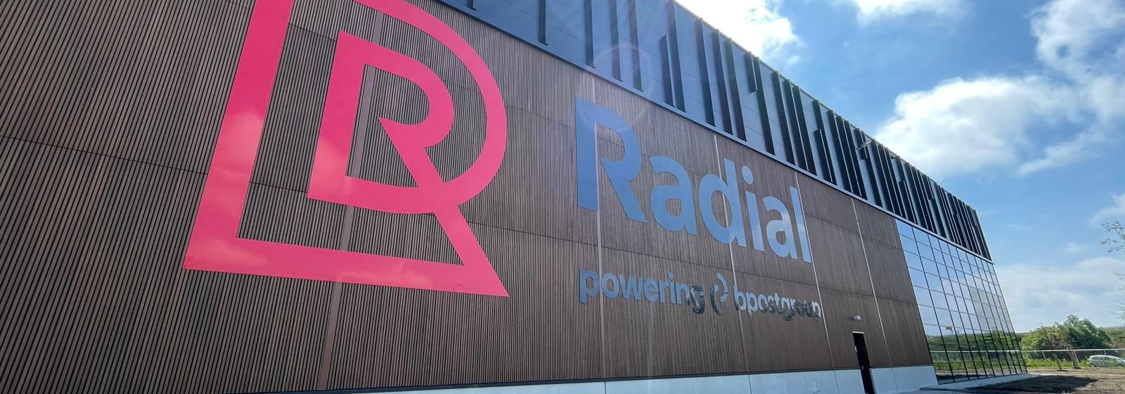 Het e-fulfilmentcenter van Radial in Groningen