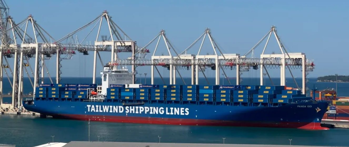 De 'Panda 001' (5.527 teu) van Tailwind Shipping Lines