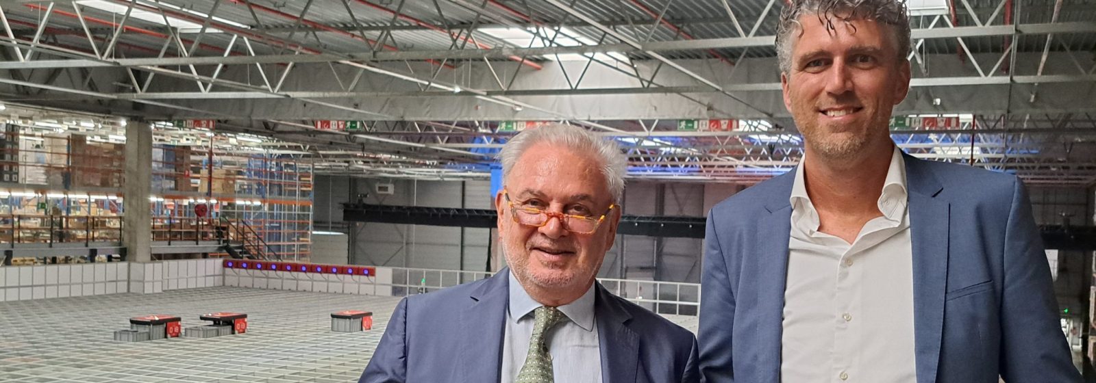 Fernand Huts (voorzitter Katoen Natie) en Joost de Beijer (CEO van Intergamma Benelux)