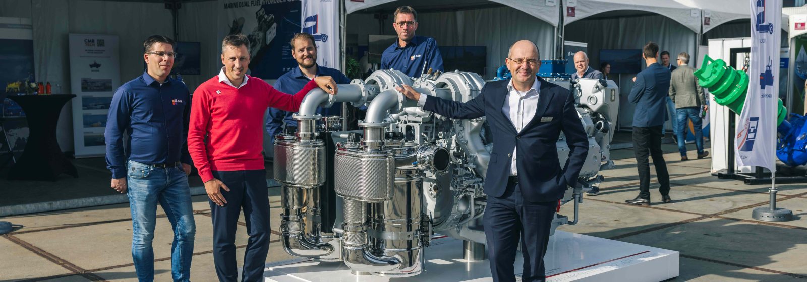 CMB.TECH & DBR stellen maritieme dual-fuelgeneratorset op waterstof voor.