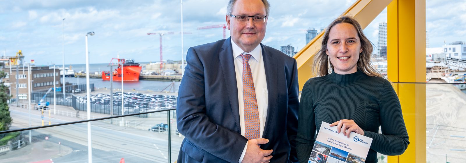 CEO Dirk Declerck en havenvoorzitter Charlotte Verkeyn van Haven Oostende