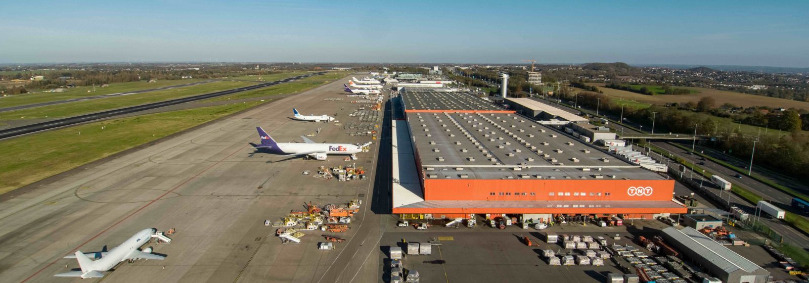 Dronebeeld Liege Airport